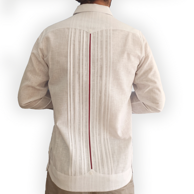 Close-up of red trim details on elegant white guayabera – Casa Habana craftsmanship