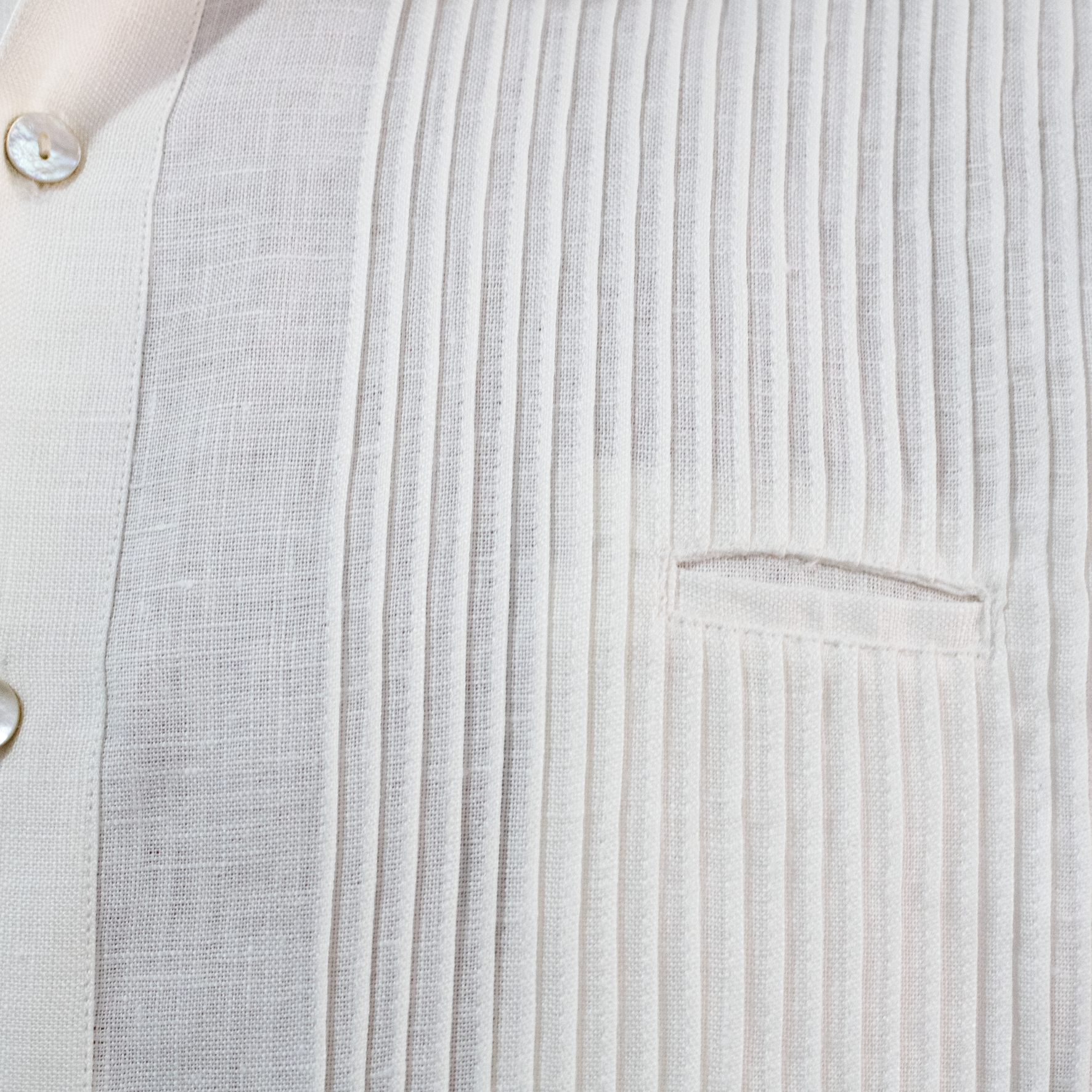 Man wearing white linen guayabera shirt men – elegant Cuban wedding style by Casa Habana