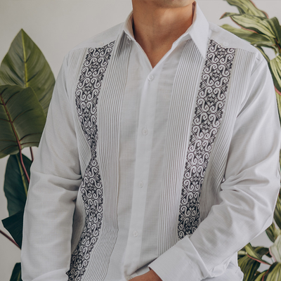 Presidential white embroidered guayabera
